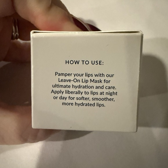 Bellame Lavish Luxe Lip Mask Lip Treatment Hydration Spa 10g .35oz NEW - Picture 2 of 5